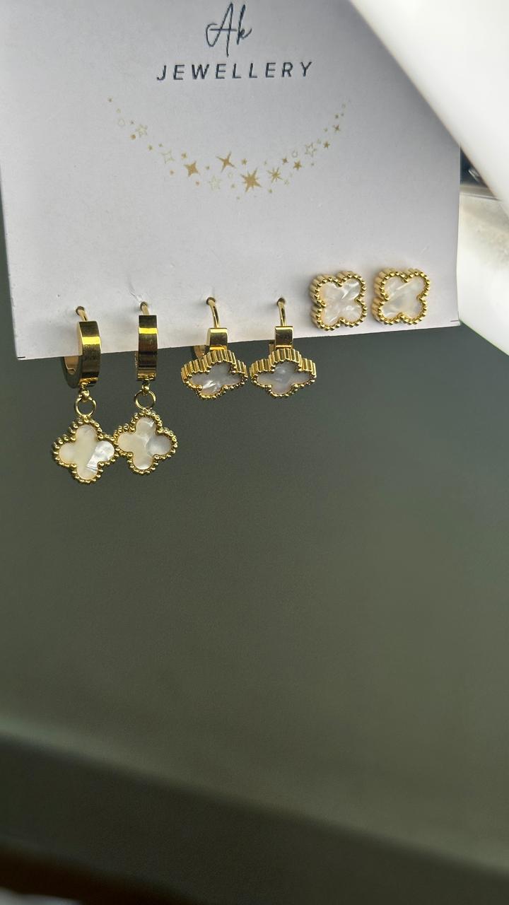 Clover Earring (Anti tarnish ) - A K Fashion Studio
